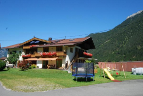 Gästehaus Luise, Waidring, Österreich